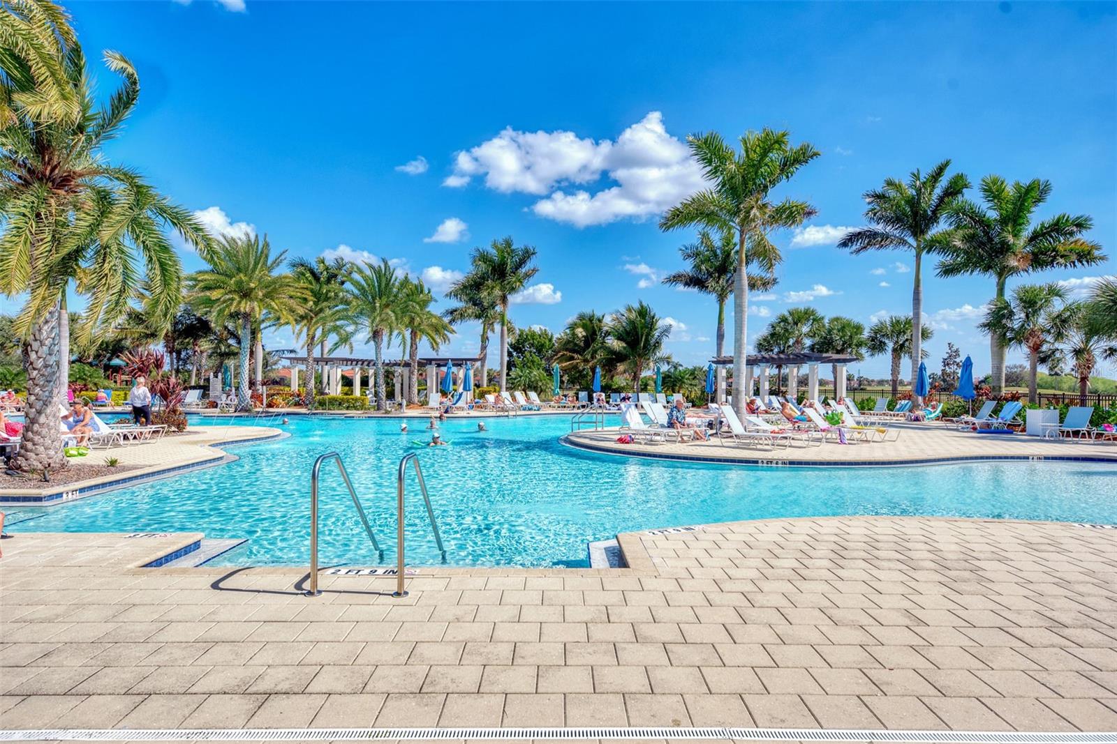 SARASOTA NATIONAL PH 13-C - Residential