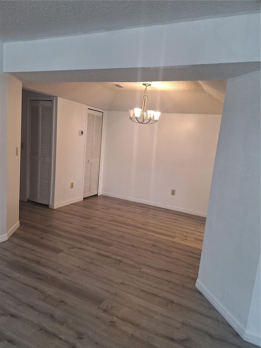 RAINTREE VILLAGE CONDO N - Residential