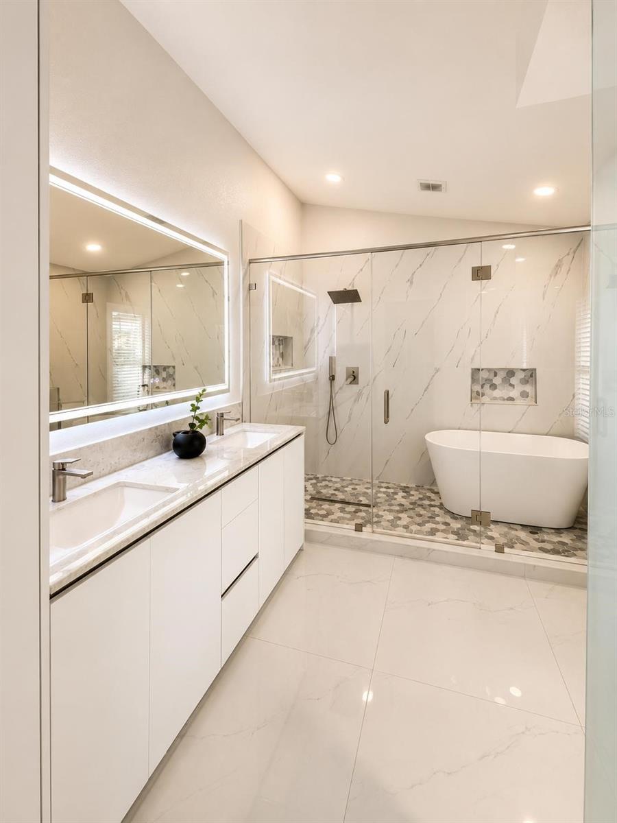 BLOOMINGDALE SEC P Q - Residential