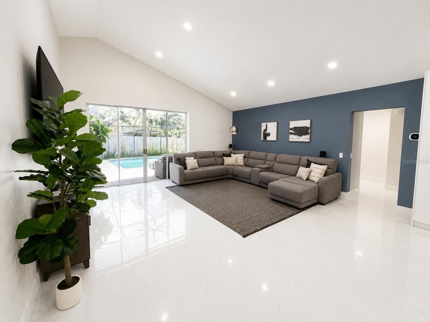 BLOOMINGDALE SEC P Q - Residential