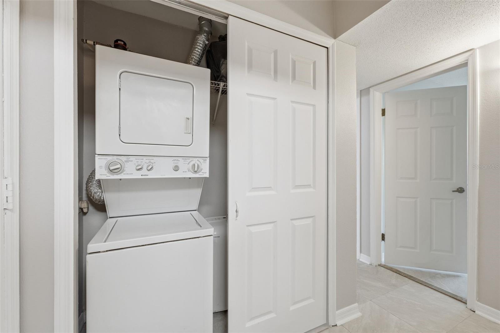 WATERFALL COVE AT WINTER PARK CONDO - Residential