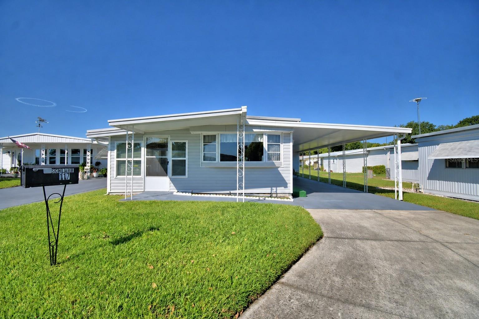 ARIANA SHORES MHP - Residential