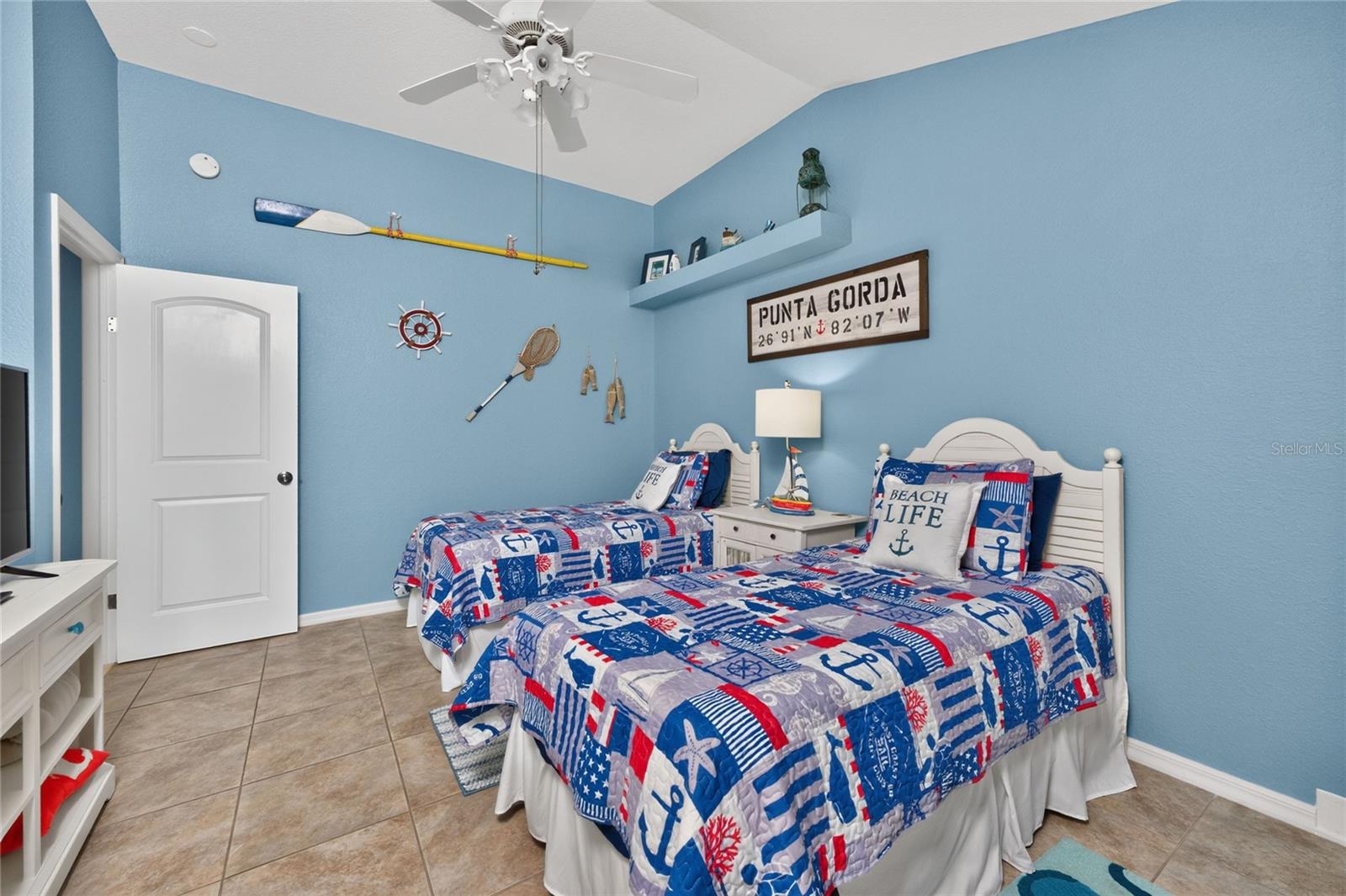 CHARLOTTE PARK - Residential