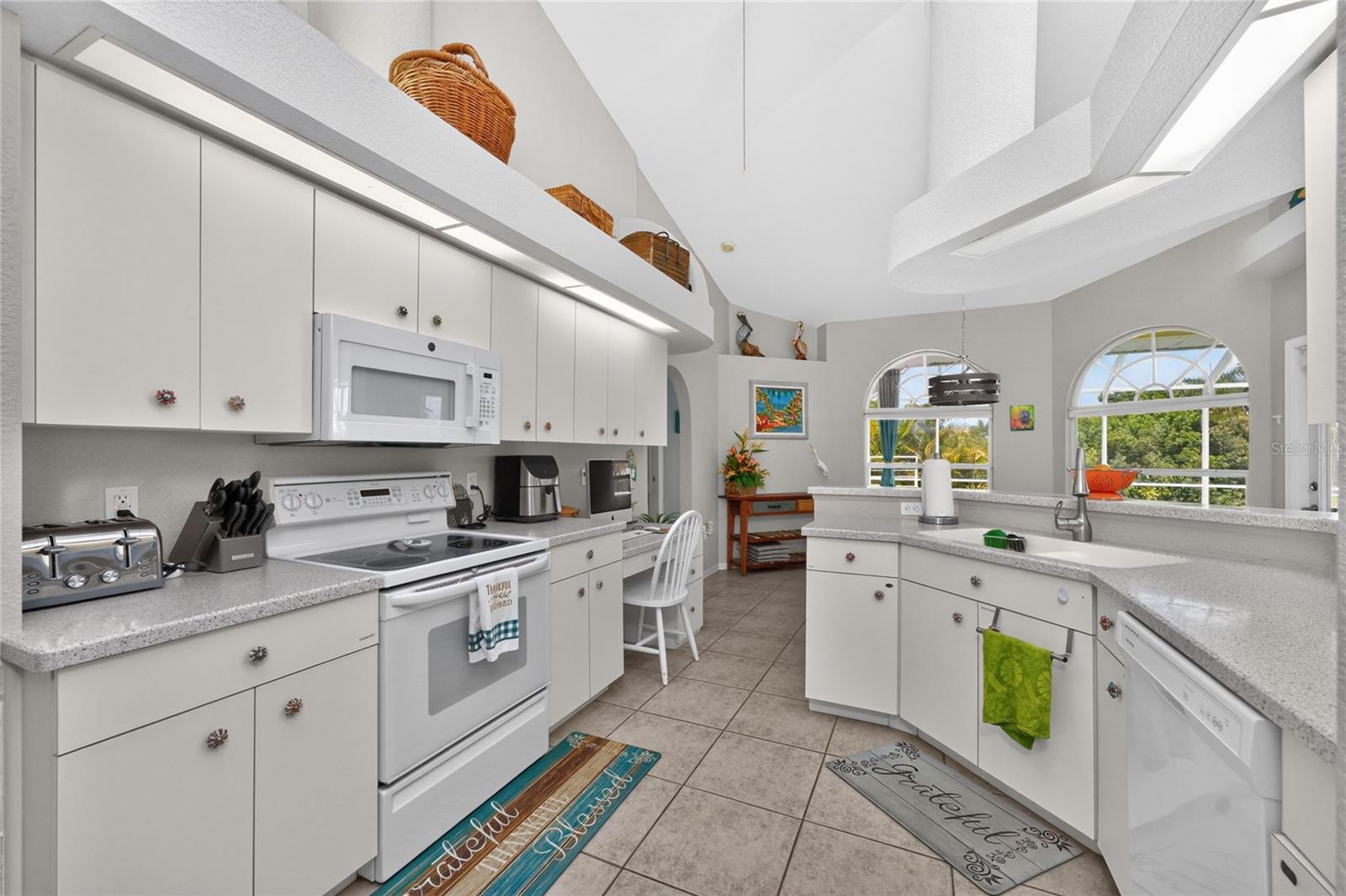 CHARLOTTE PARK - Residential