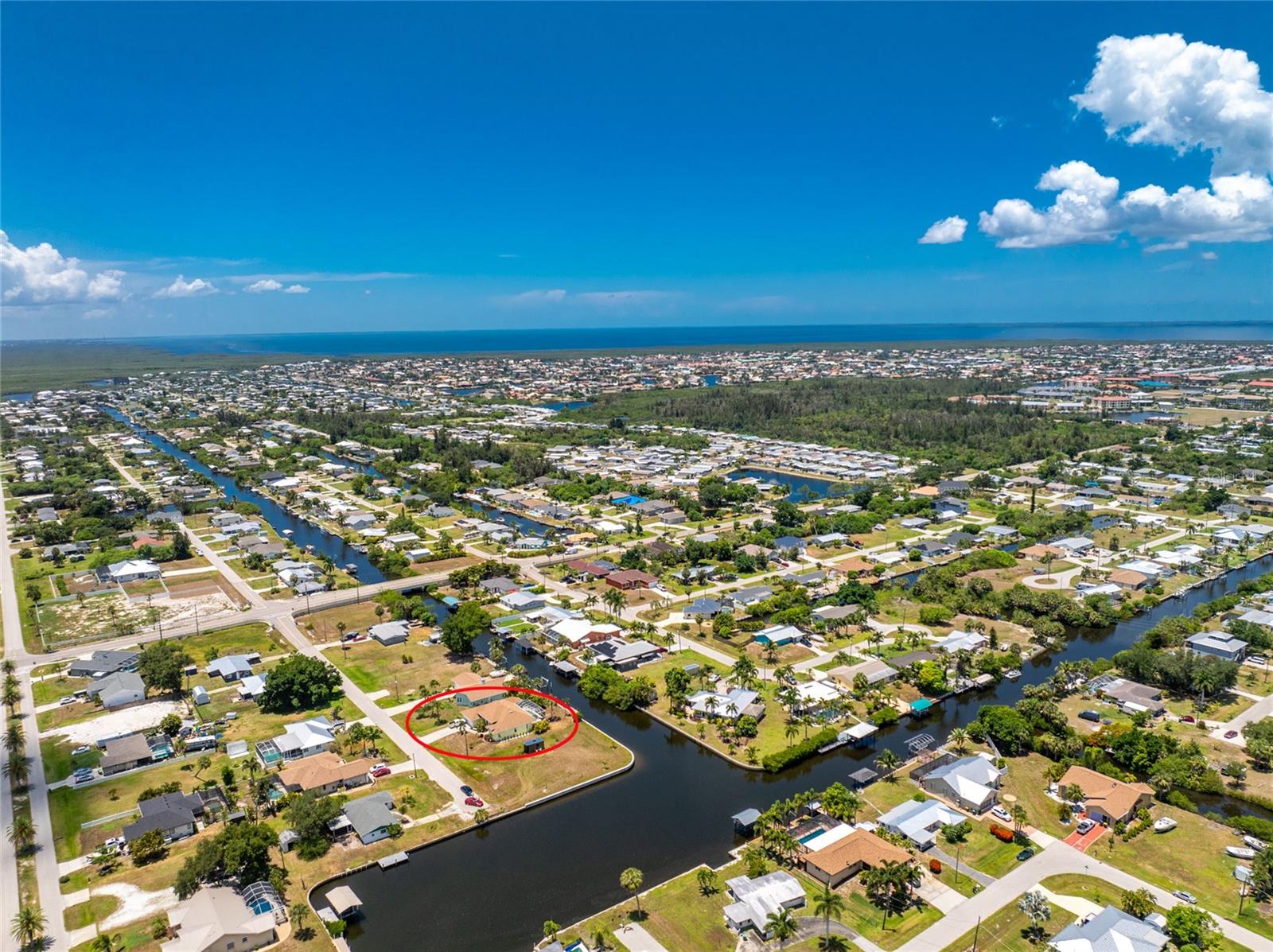 CHARLOTTE PARK - Residential