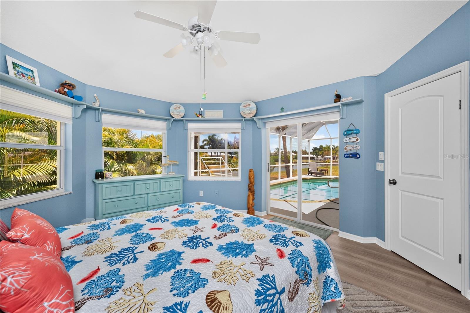 CHARLOTTE PARK - Residential