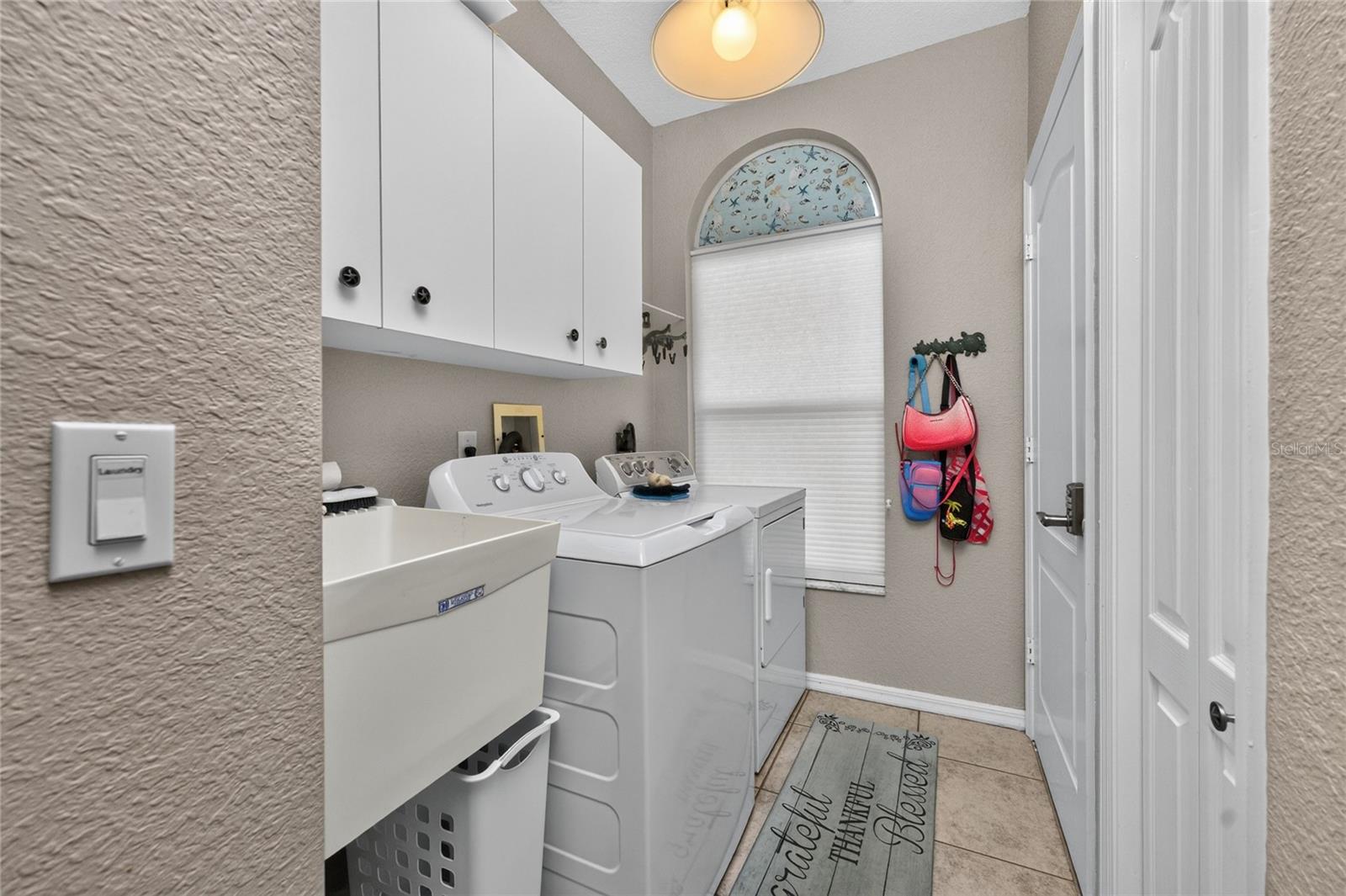 CHARLOTTE PARK - Residential