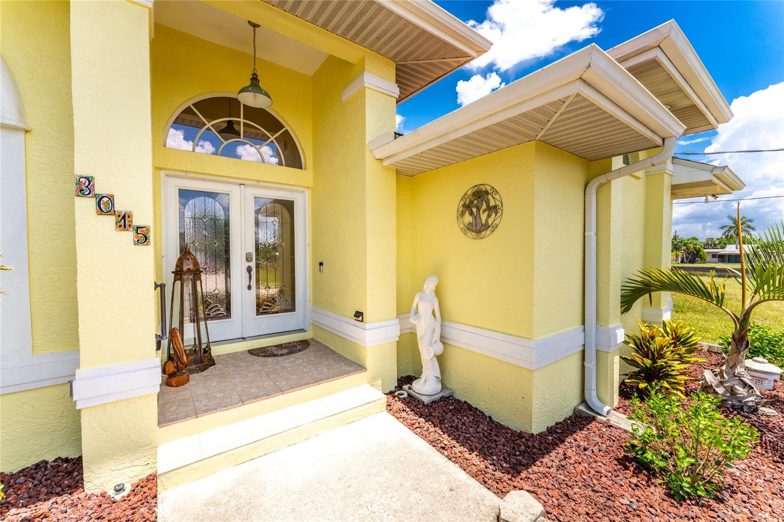 CHARLOTTE PARK - Residential