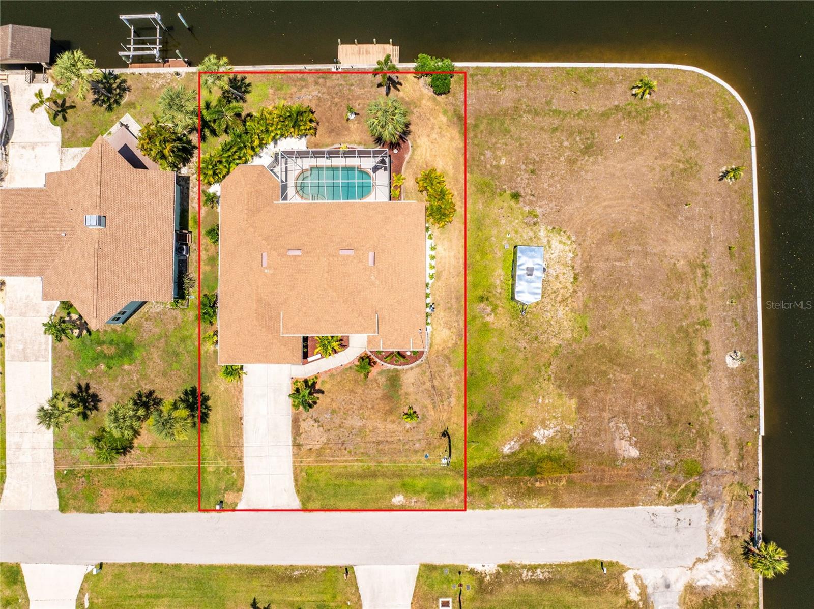 CHARLOTTE PARK - Residential