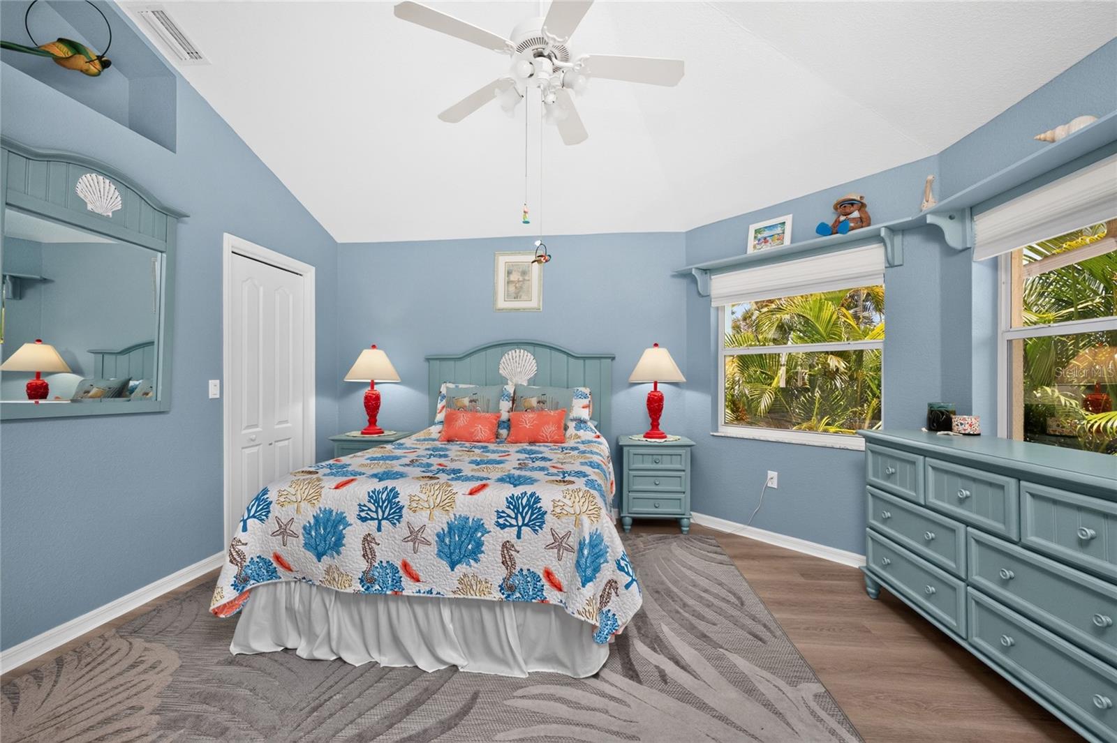 CHARLOTTE PARK - Residential