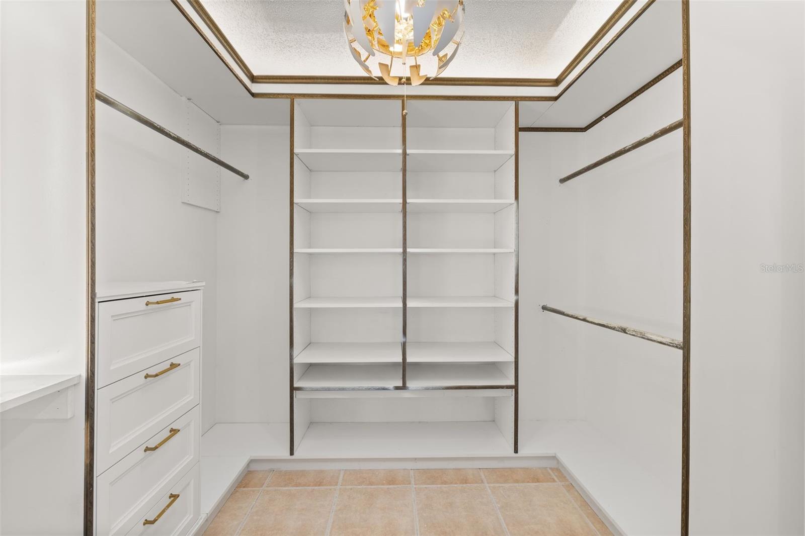 EAGLERIDGE PH 01A REP - Residential Lease