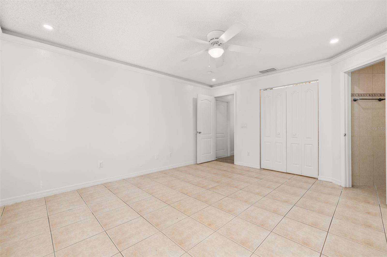 EAGLERIDGE PH 01A REP - Residential Lease
