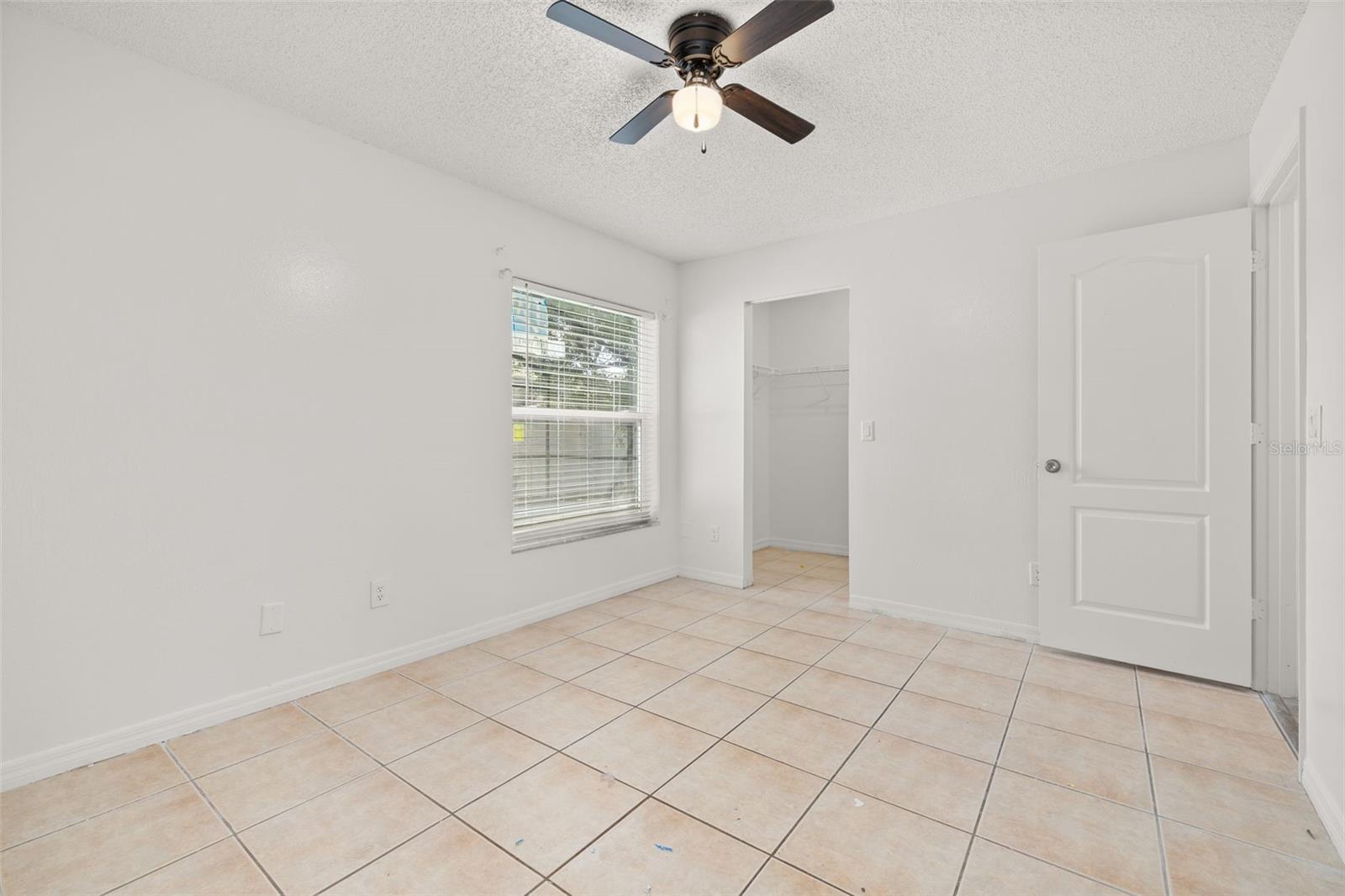 EAGLERIDGE PH 01A REP - Residential Lease