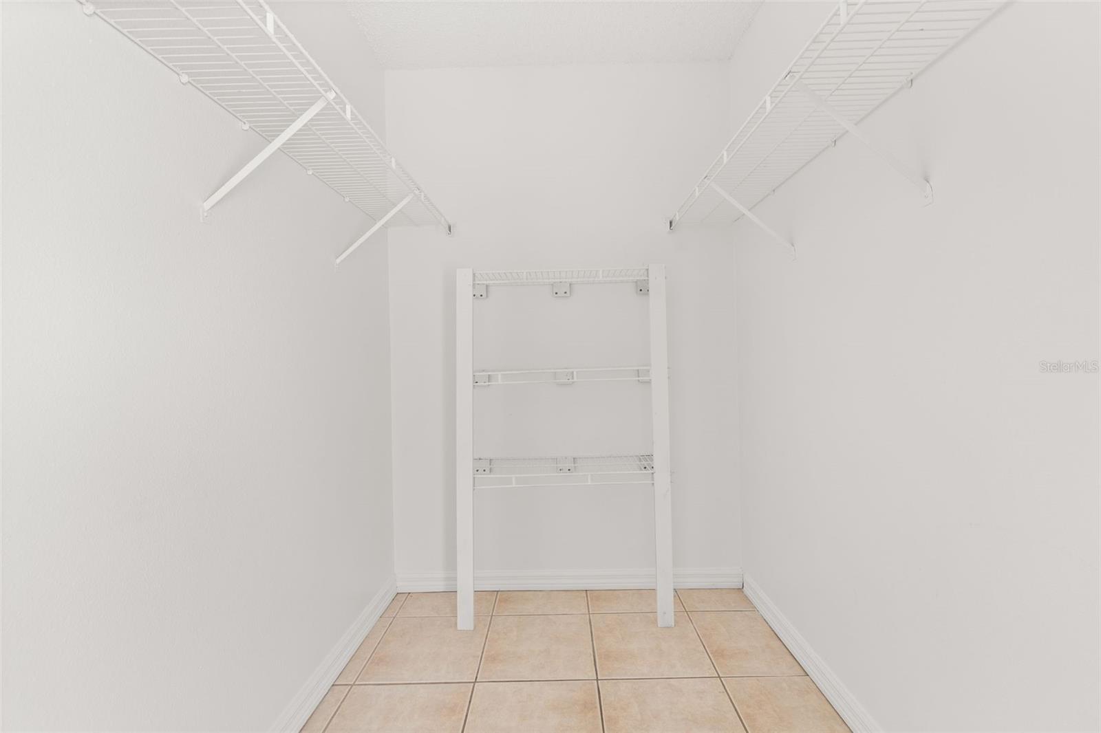 EAGLERIDGE PH 01A REP - Residential Lease