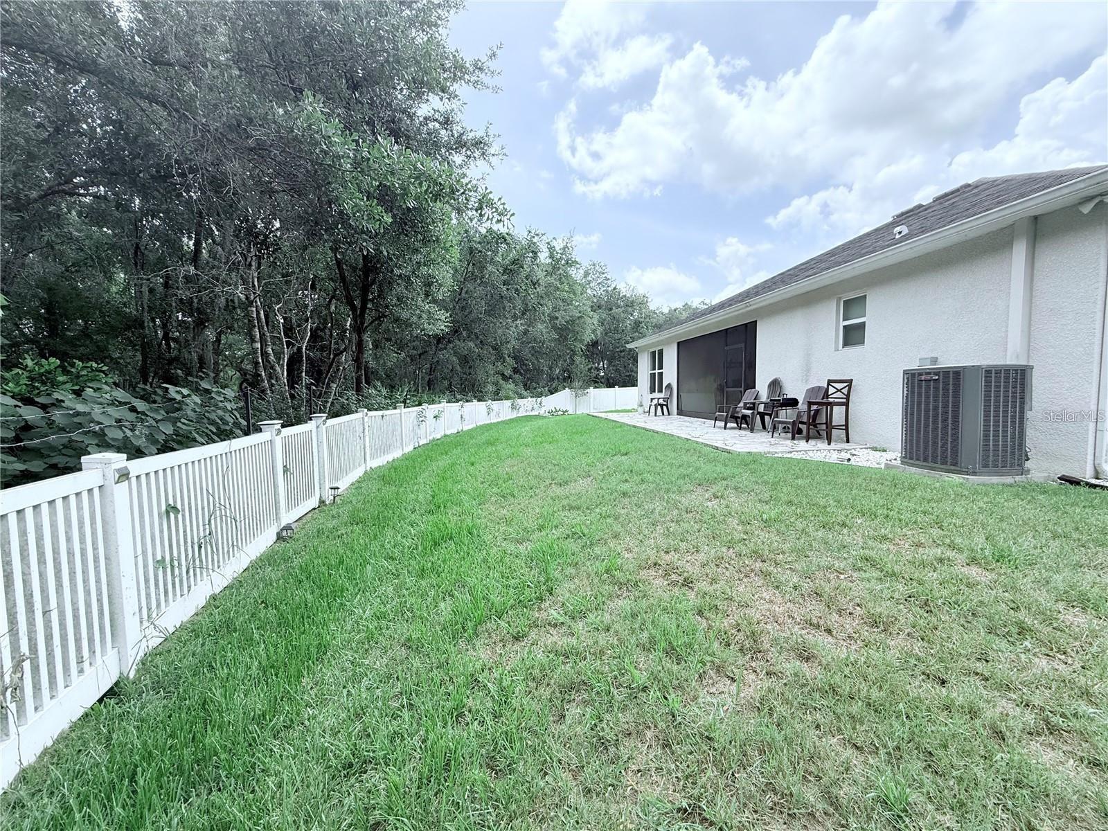 OAK CRK A-D PH 03 - Residential Lease