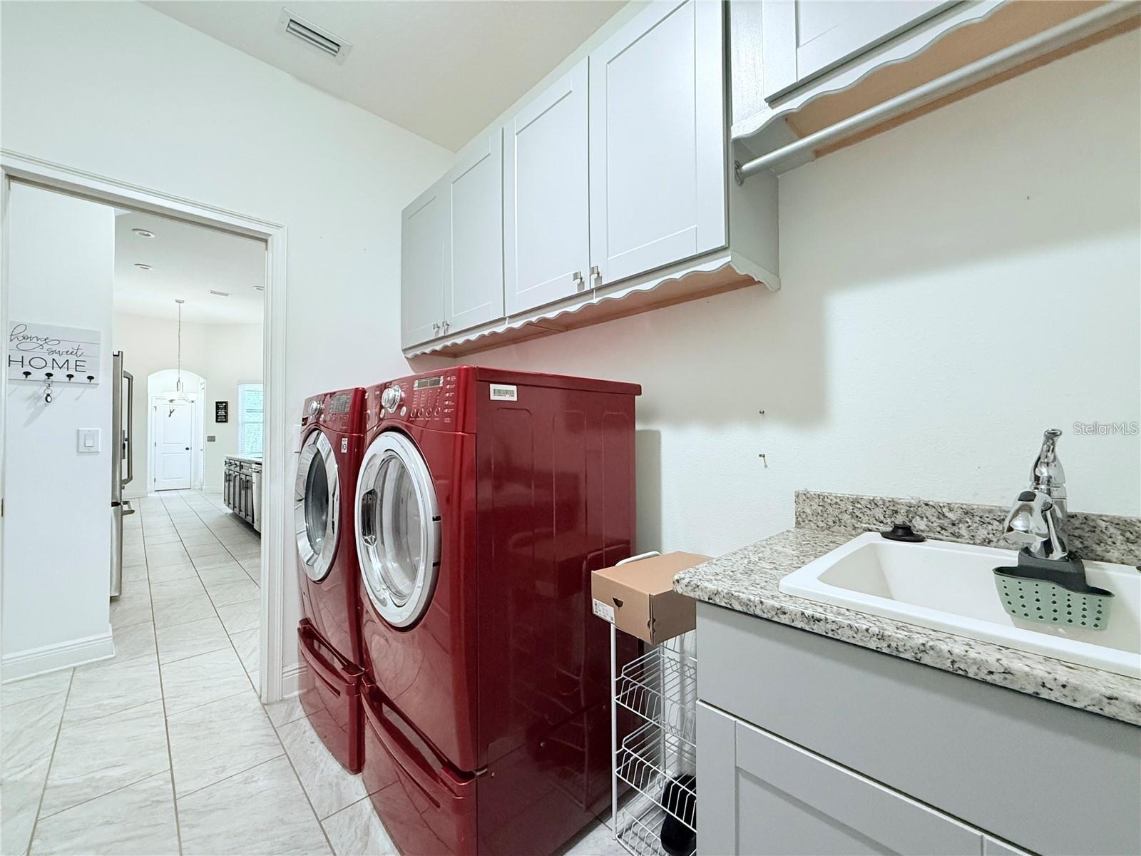 OAK CRK A-D PH 03 - Residential Lease