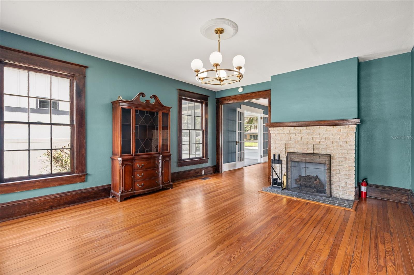 ROSE COURT - Residential