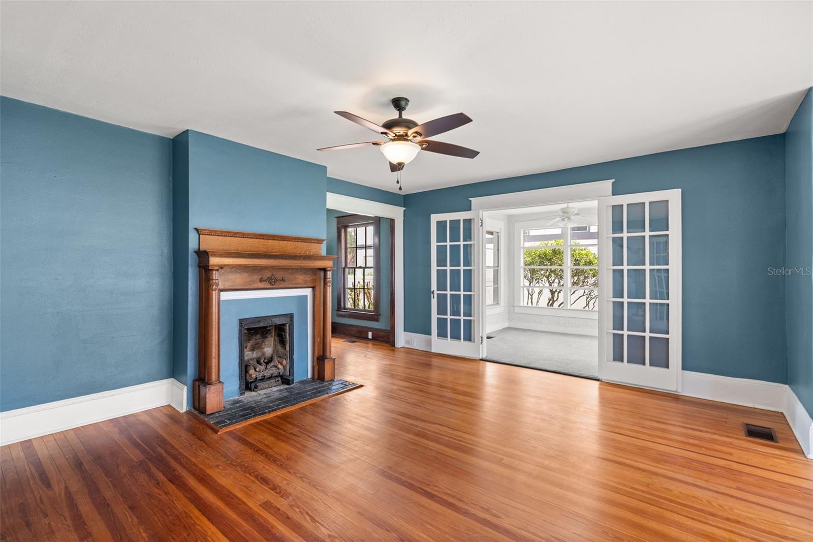 ROSE COURT - Residential