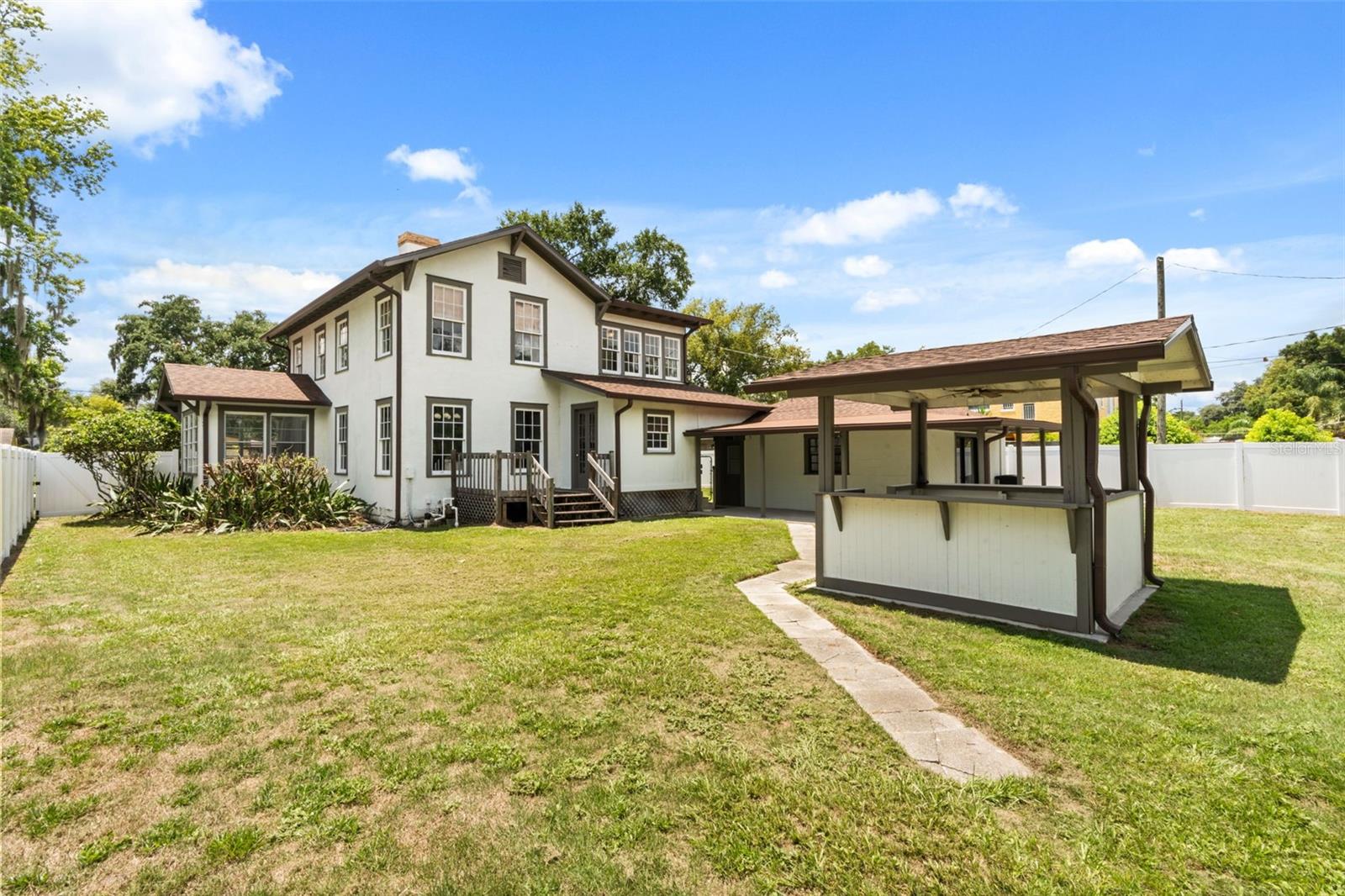 ROSE COURT - Residential