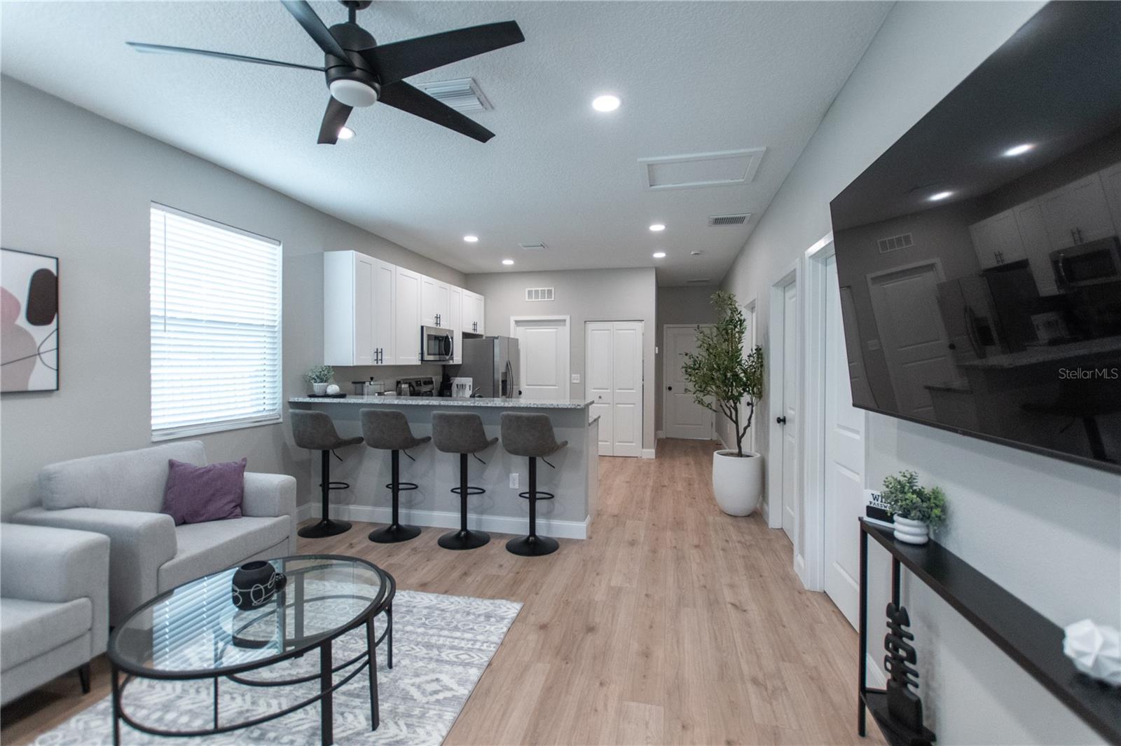 AVALON - Residential Income