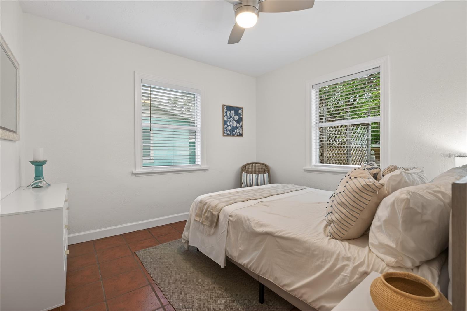 PASADENA GARDENS GULFVIEW SEC - Residential Lease
