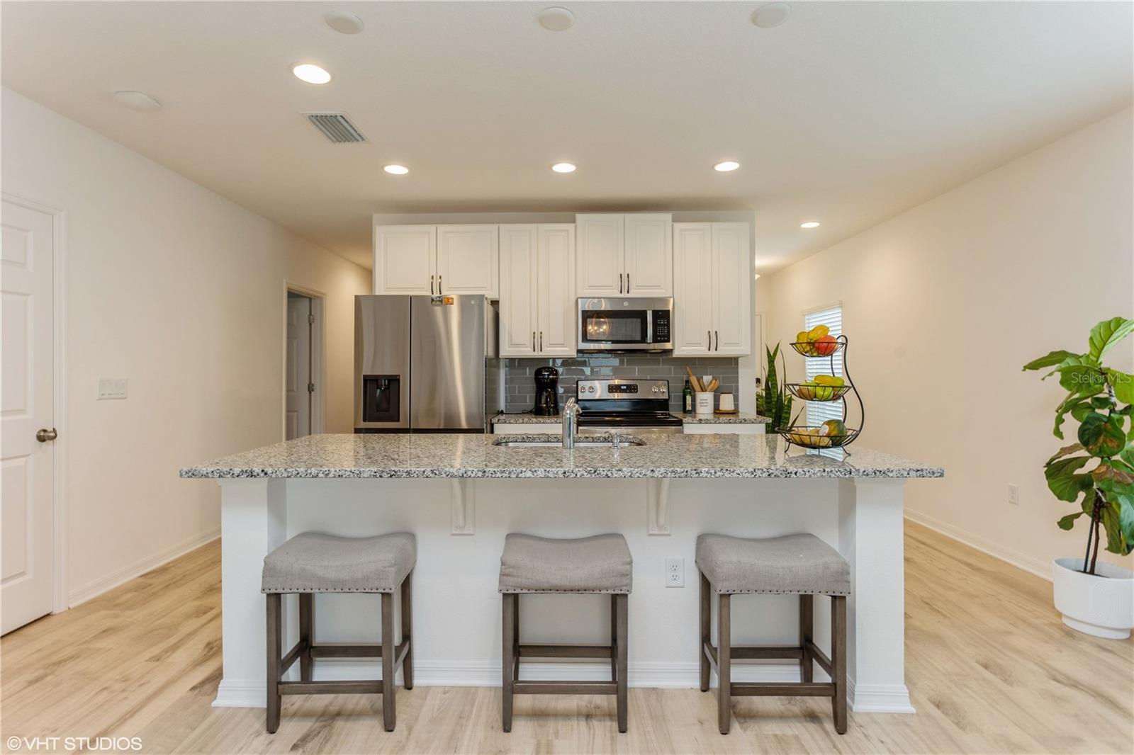 TRINITY LAKES PH 1 & 2 - Residential Lease