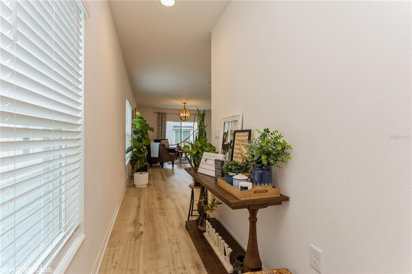 TRINITY LAKES PH 1 & 2 - Residential Lease