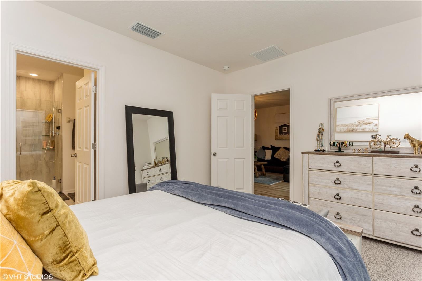 TRINITY LAKES PH 1 & 2 - Residential Lease