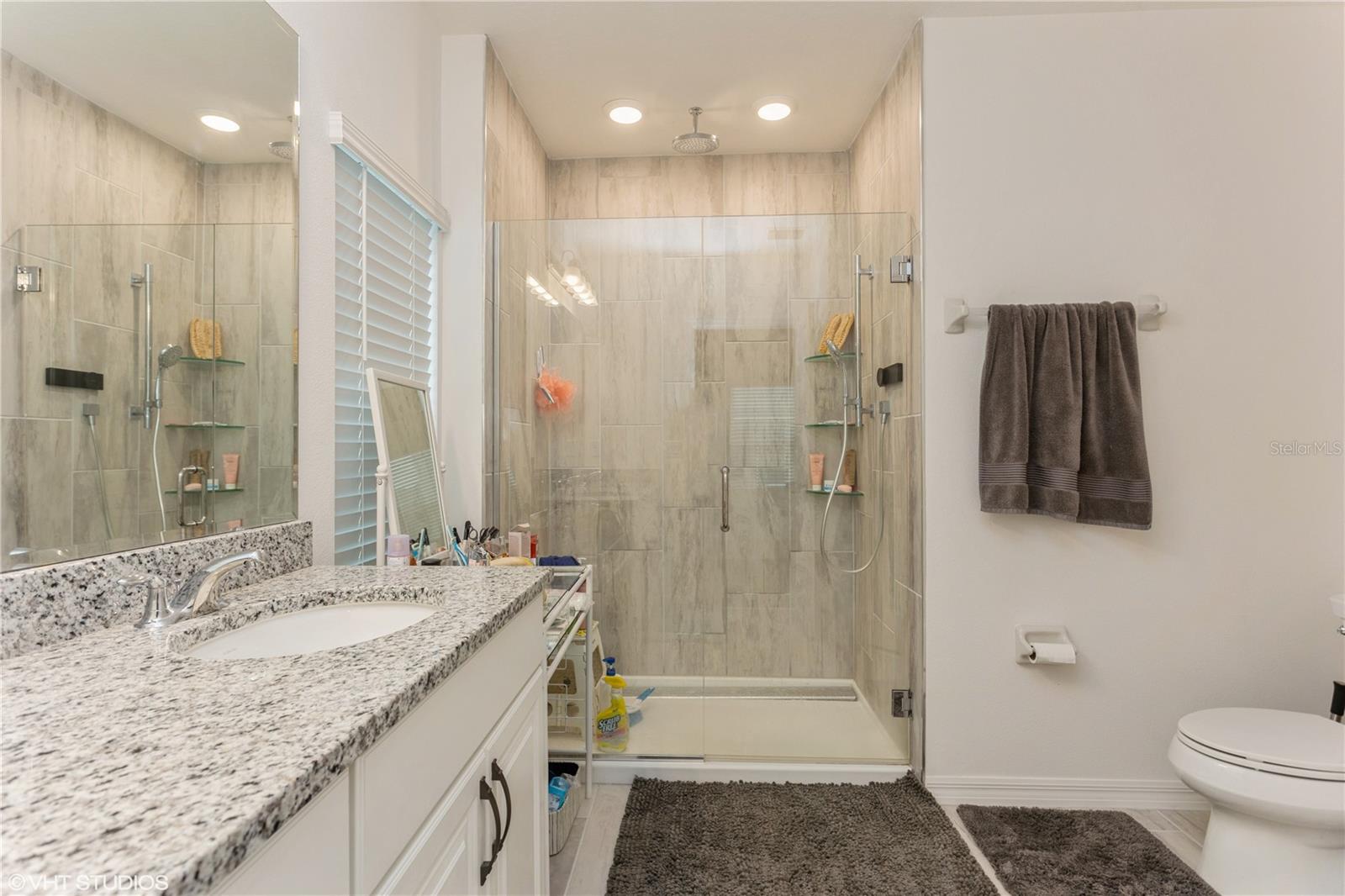 TRINITY LAKES PH 1 & 2 - Residential Lease