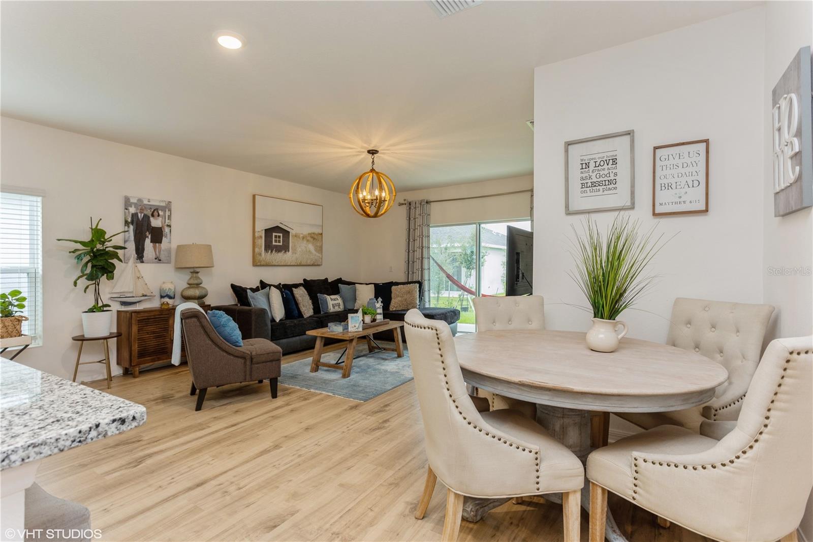 TRINITY LAKES PH 1 & 2 - Residential Lease