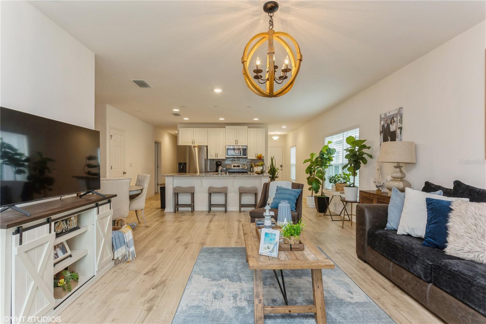 TRINITY LAKES PH 1 & 2 - Residential Lease