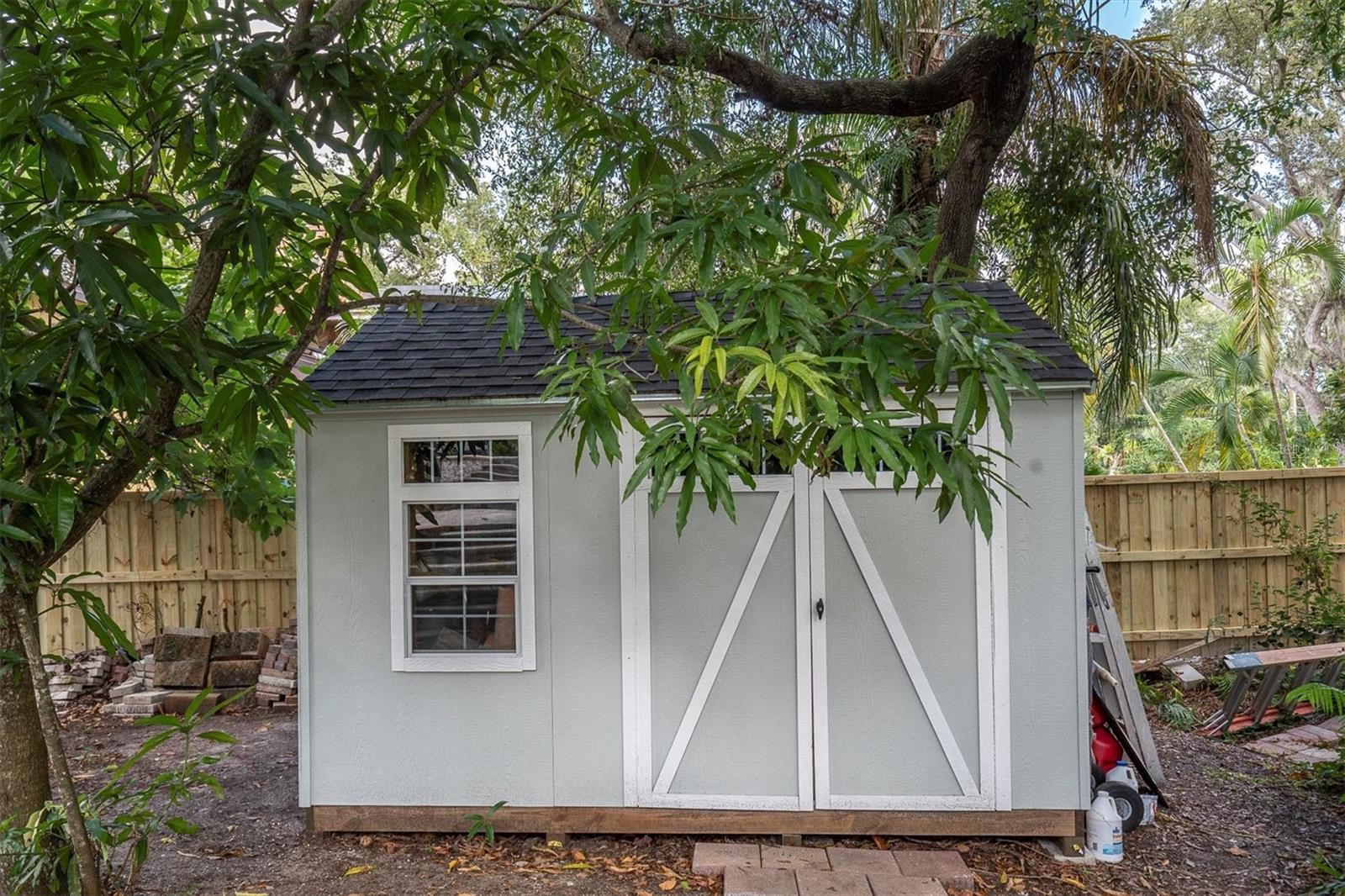 PINELLAS GROVES - Residential