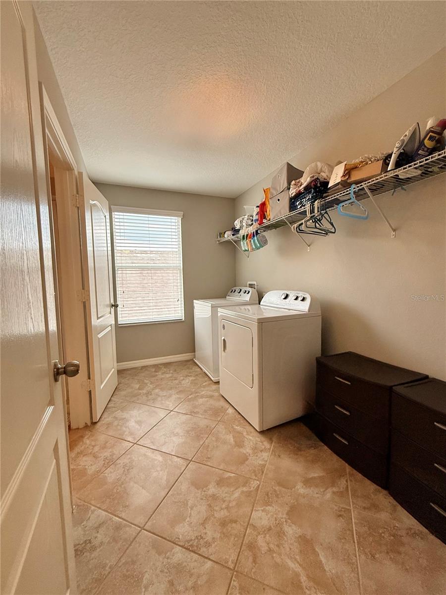 ENCLAVE AT BOYETTE - Residential