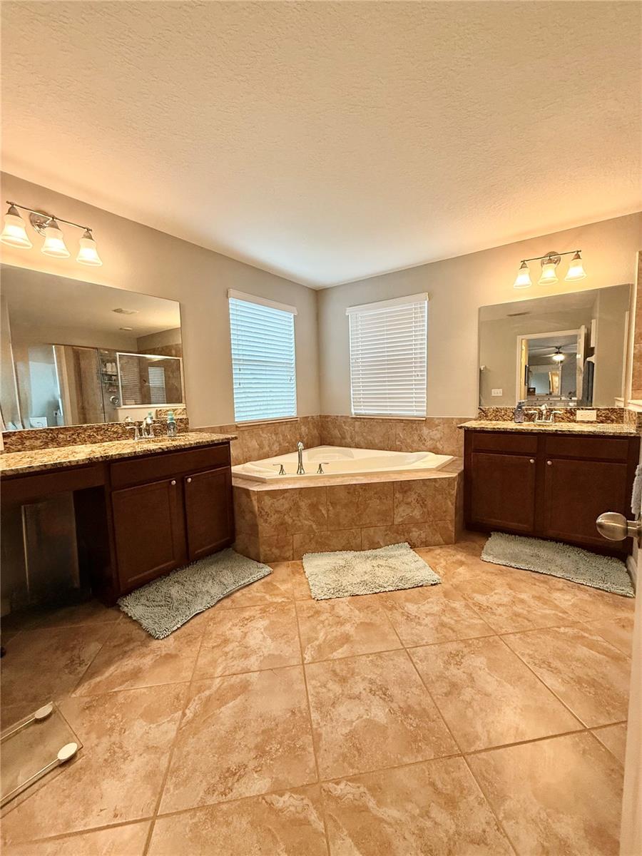 ENCLAVE AT BOYETTE - Residential