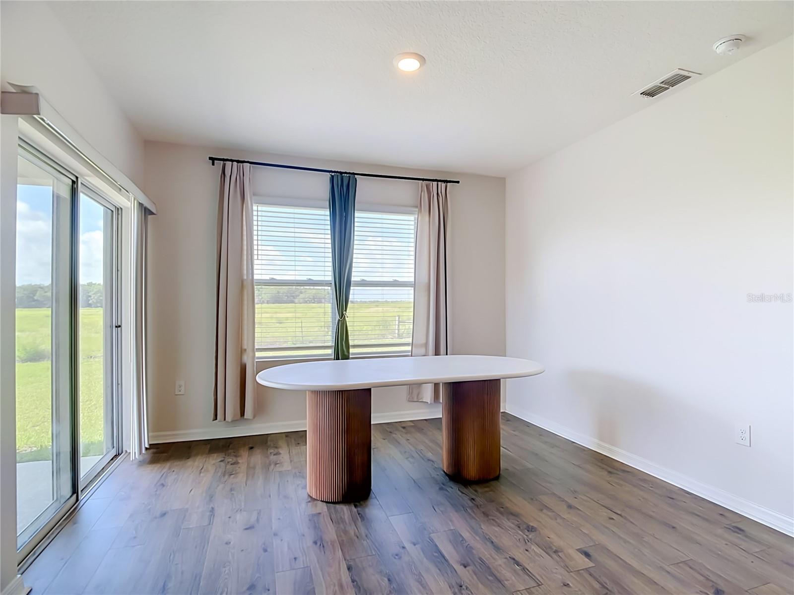 LUCERNE PARK RESERVE - Residential