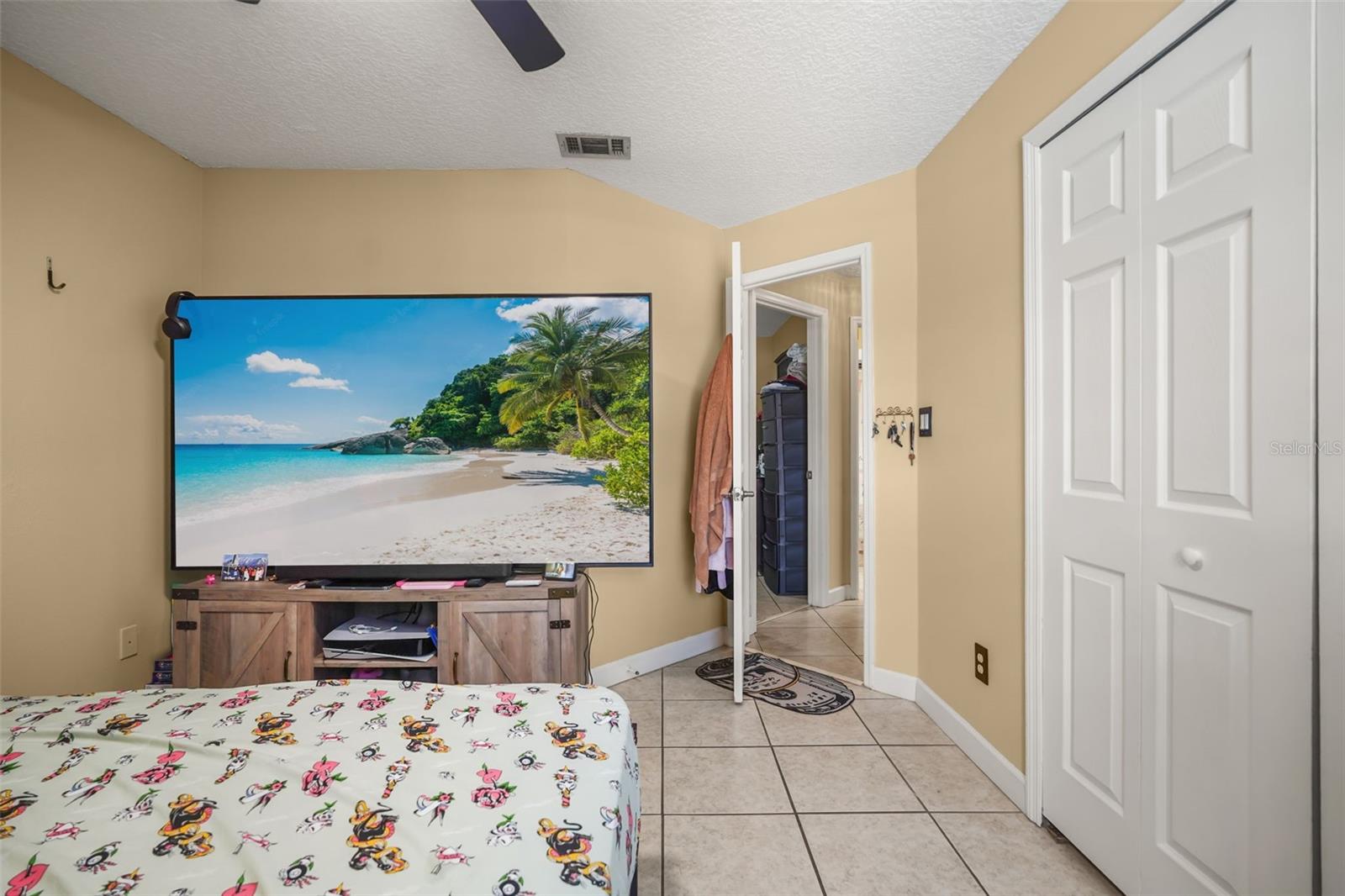 BVL UNIT 9 5TH ADD - Residential