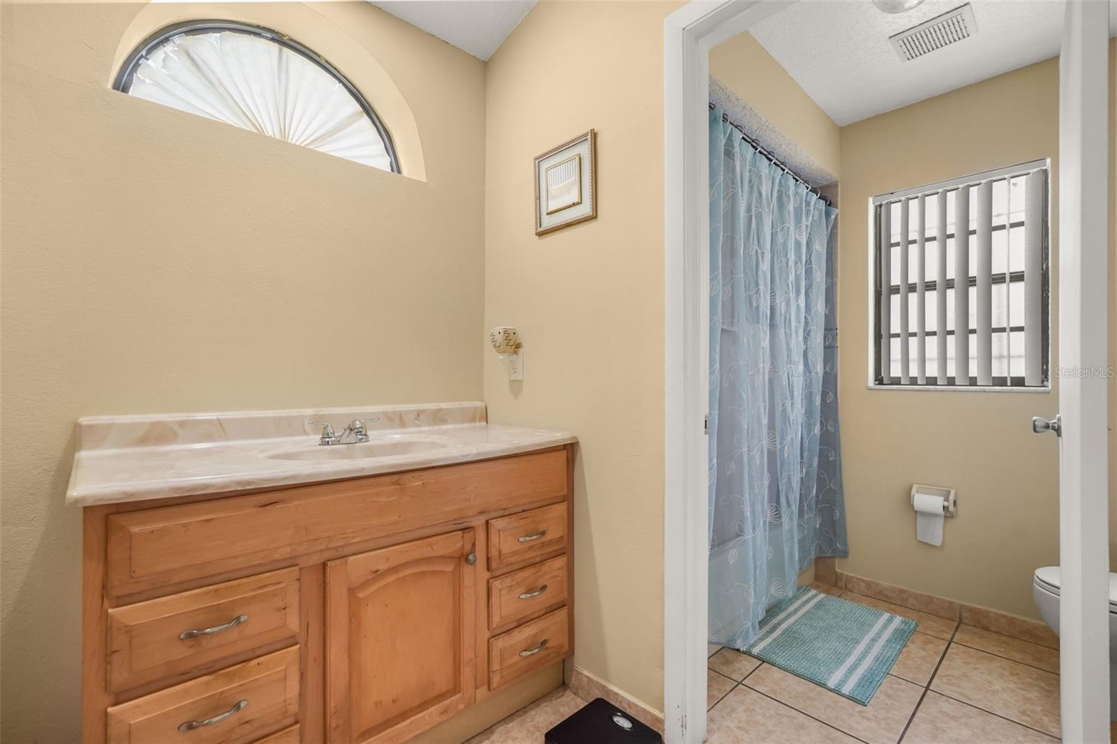 BVL UNIT 9 5TH ADD - Residential