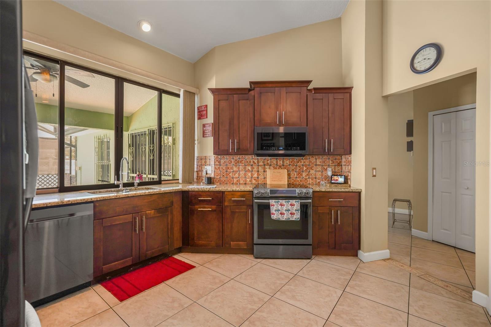BVL UNIT 9 5TH ADD - Residential