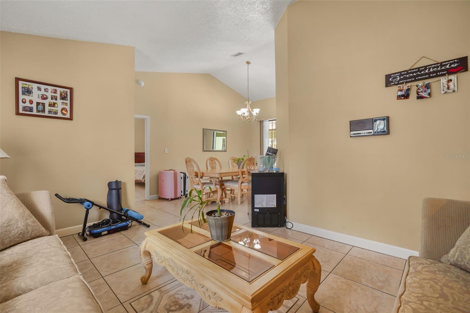 BVL UNIT 9 5TH ADD - Residential