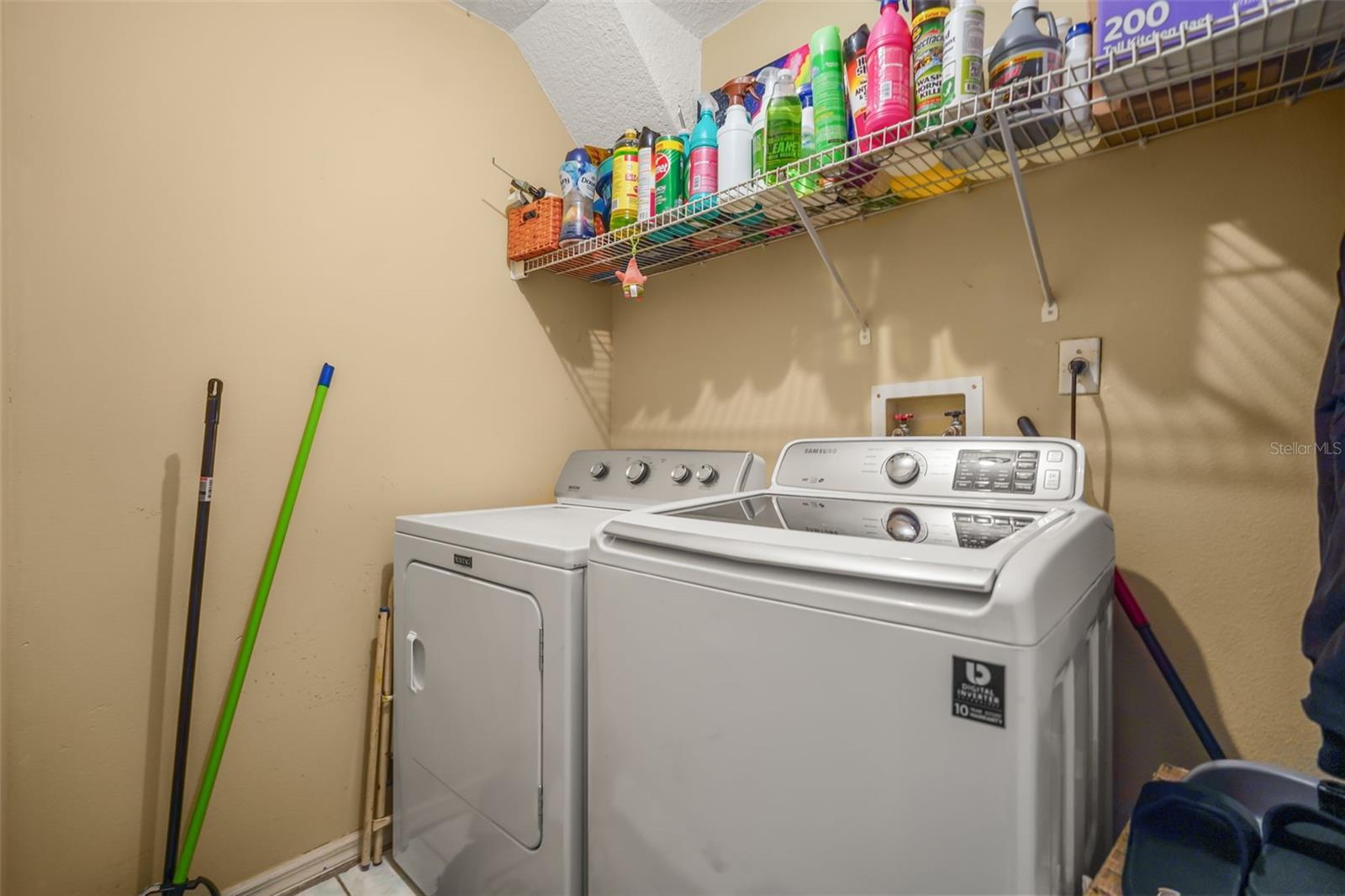 BVL UNIT 9 5TH ADD - Residential