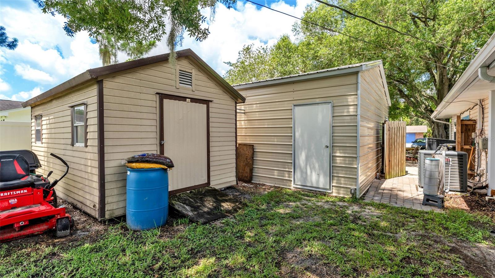 MERRIAM HEIGHTS - Residential