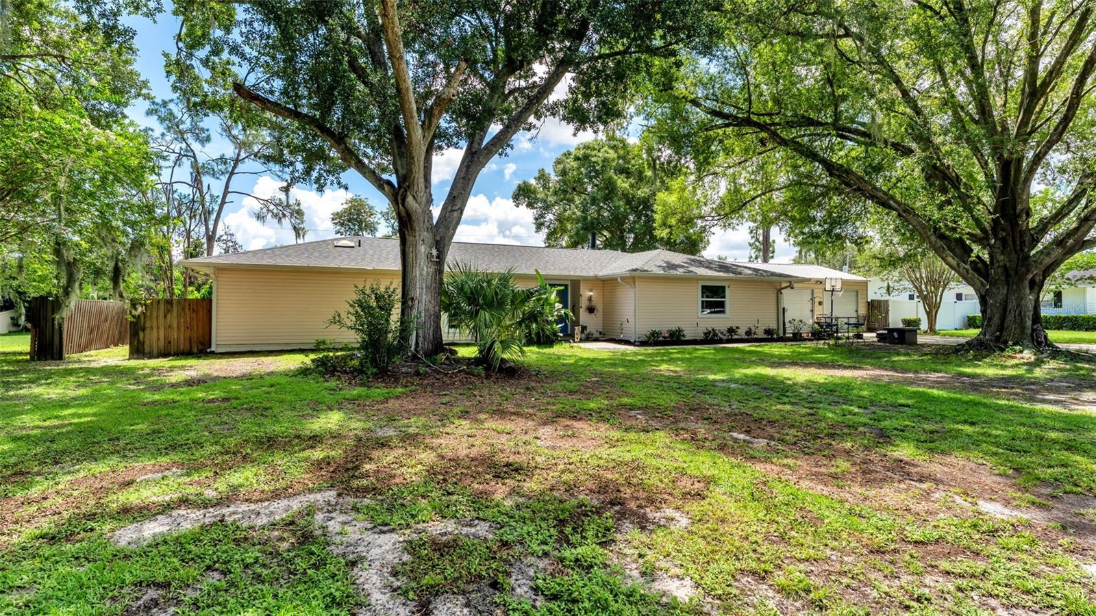 MERRIAM HEIGHTS - Residential