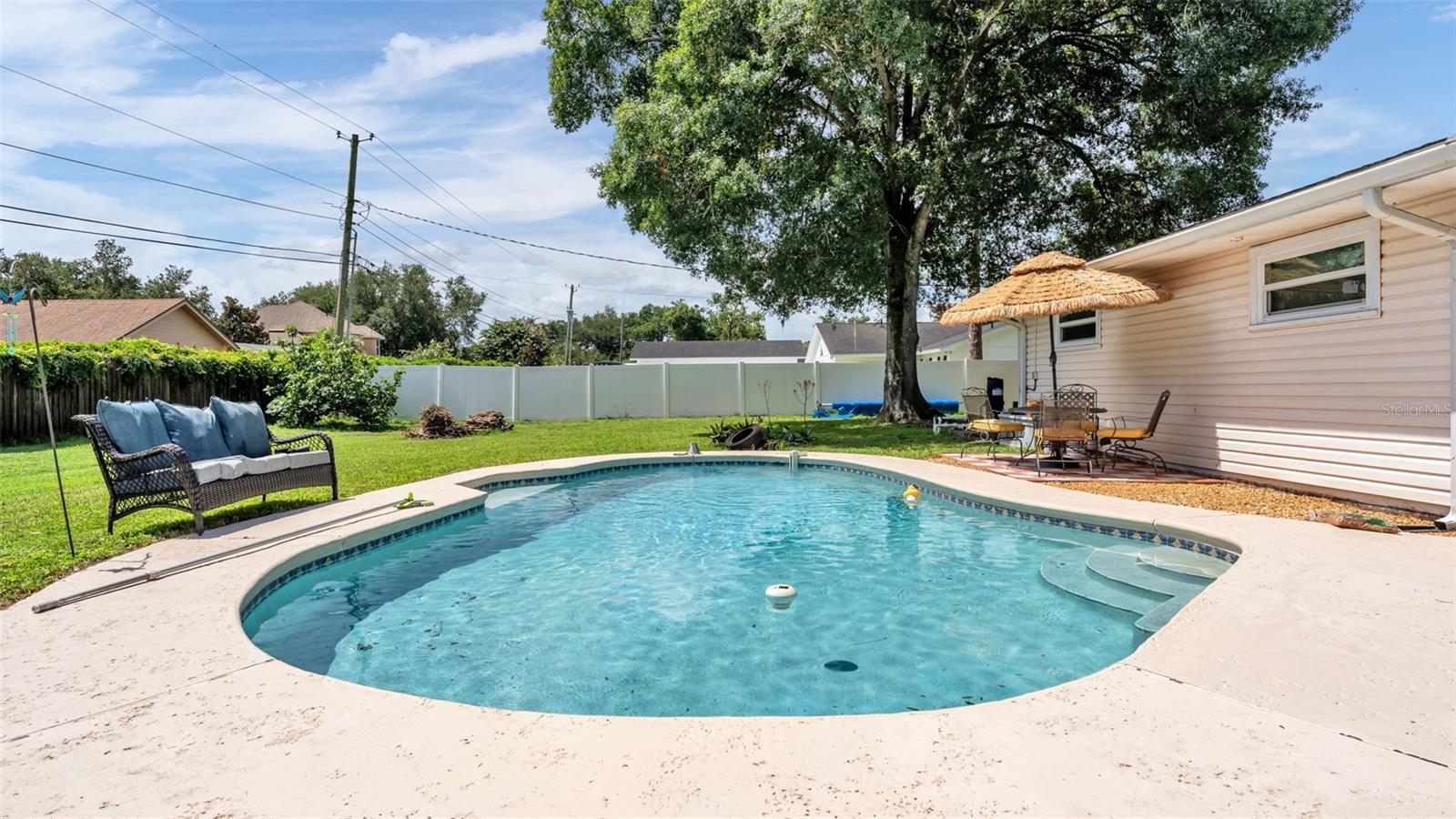 MERRIAM HEIGHTS - Residential
