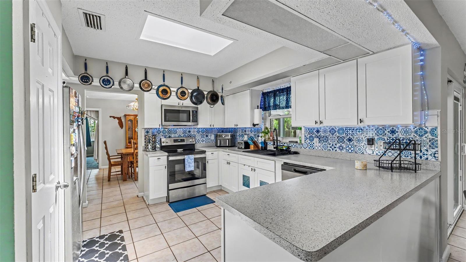 MERRIAM HEIGHTS - Residential