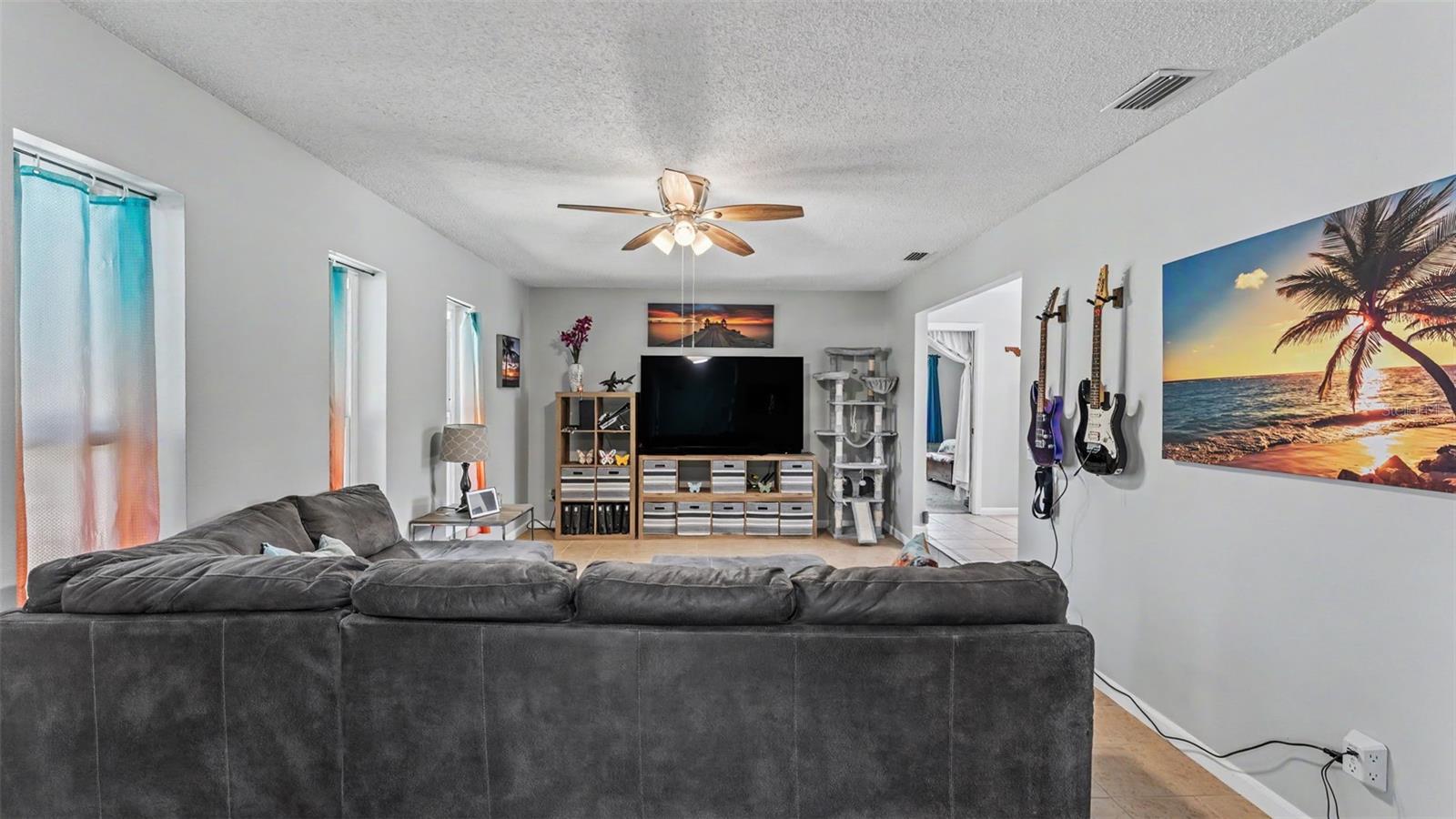 MERRIAM HEIGHTS - Residential