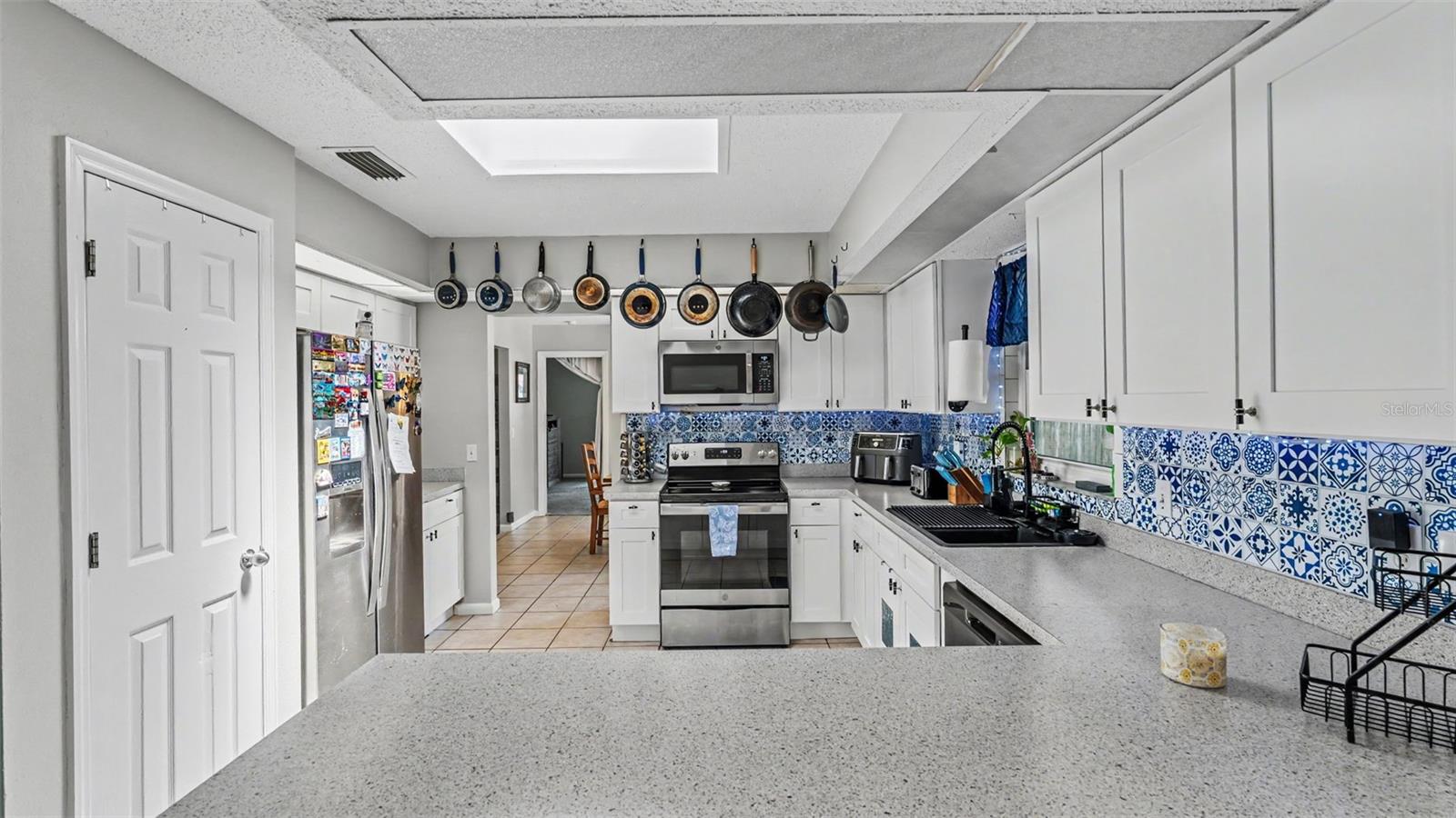 MERRIAM HEIGHTS - Residential