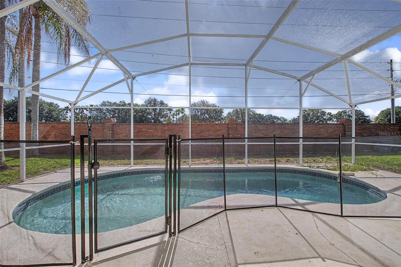 VILLAS OF WESTRIDGE - Residential