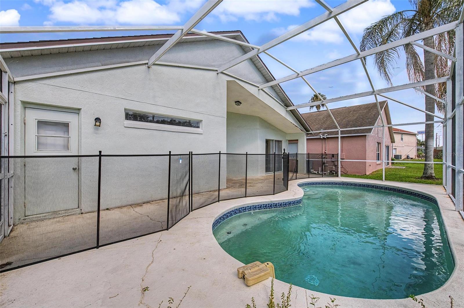 VILLAS OF WESTRIDGE - Residential