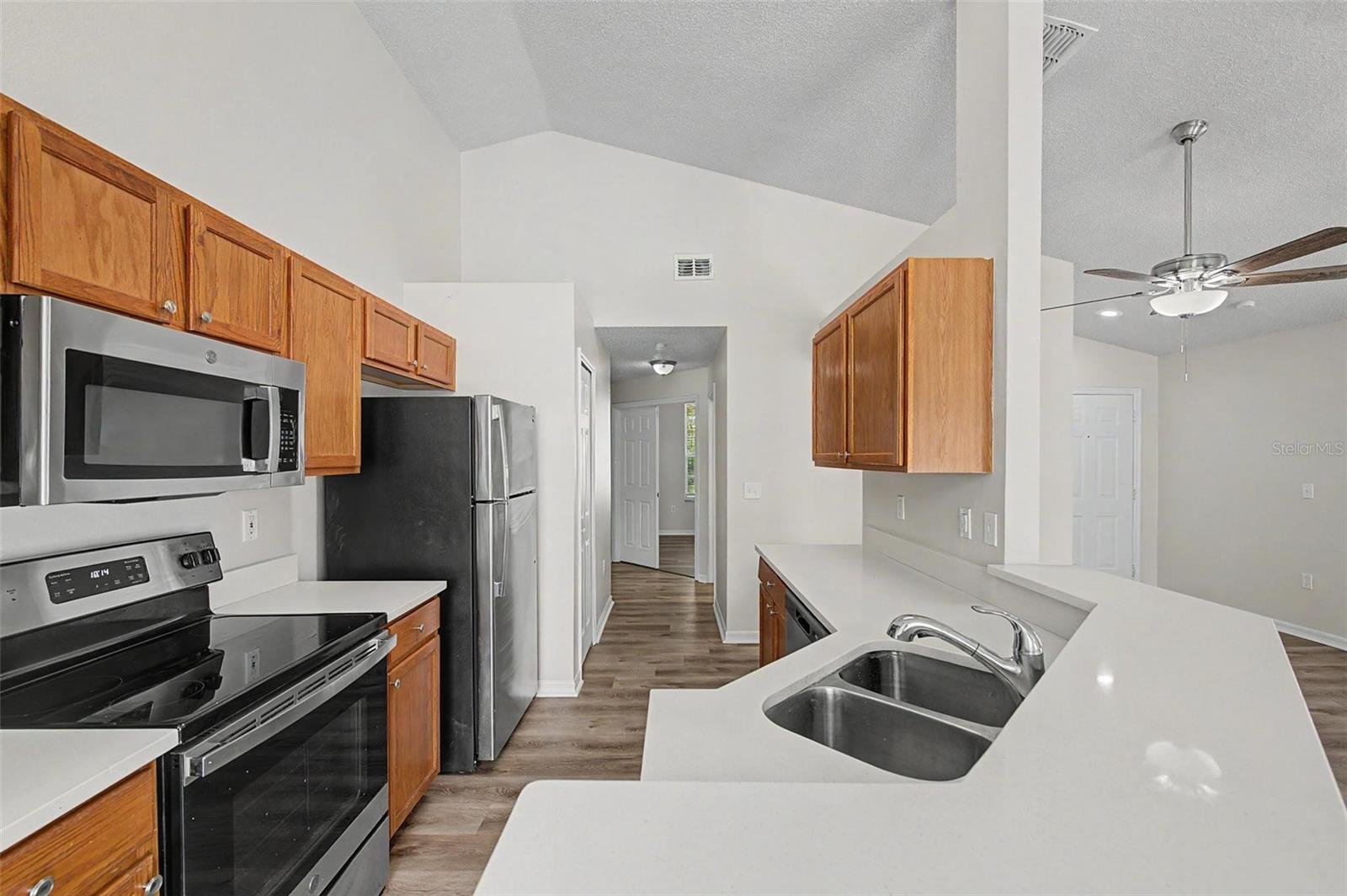 VILLAS OF WESTRIDGE - Residential