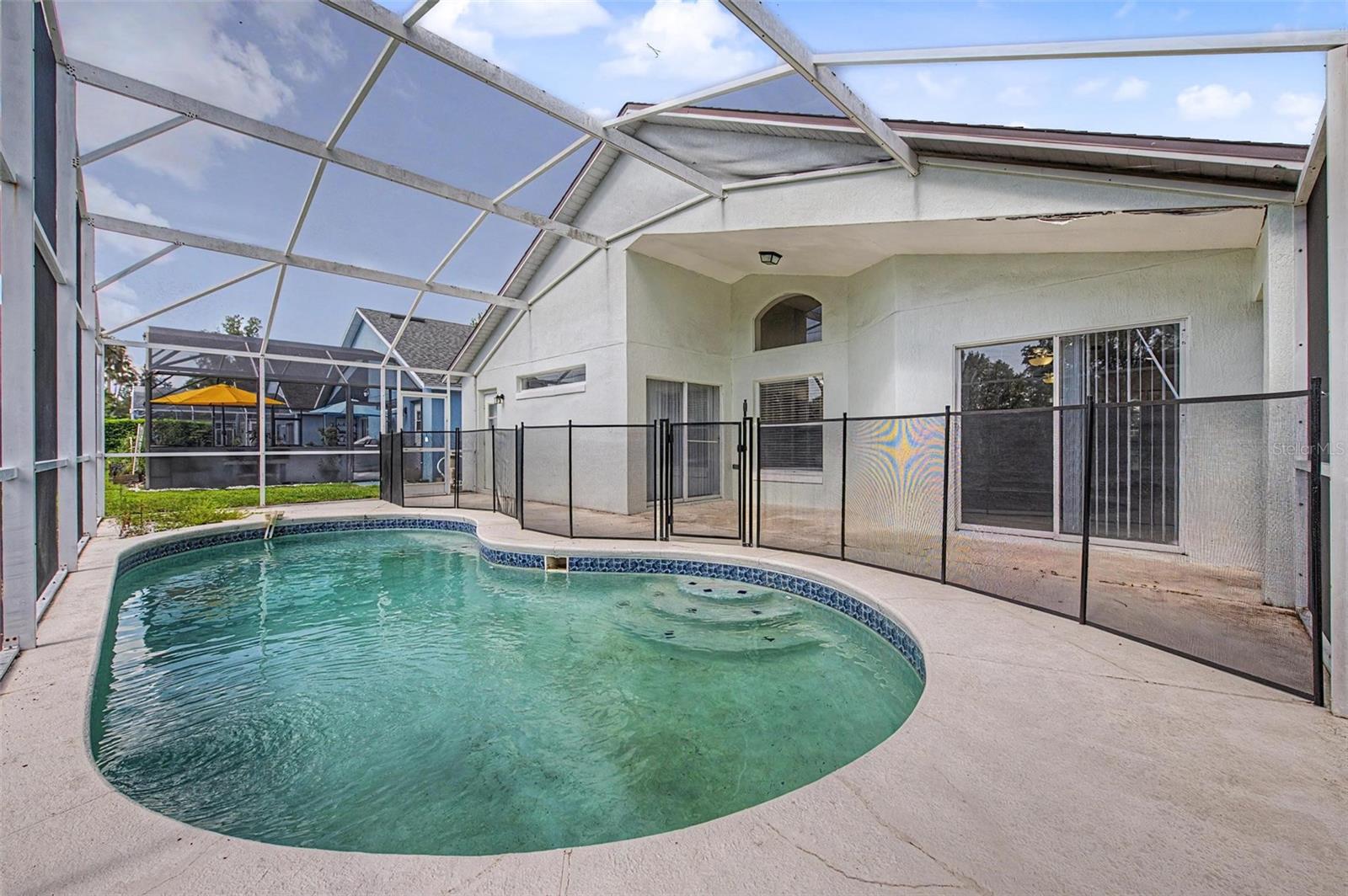 VILLAS OF WESTRIDGE - Residential